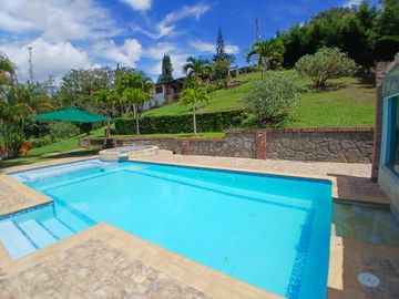 CASA EN VENTA EL CARMEN