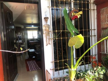 CASA AMPLIADA EN VENTA DENTRO DE FRACC EN SAN MIGUEL CHAPULTEPEC