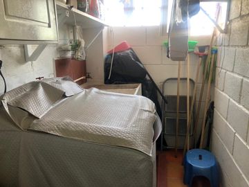 CASA AMPLIADA EN VENTA DENTRO DE FRACC EN SAN MIGUEL CHAPULTEPEC