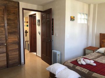 CASA AMPLIADA EN VENTA DENTRO DE FRACC EN SAN MIGUEL CHAPULTEPEC