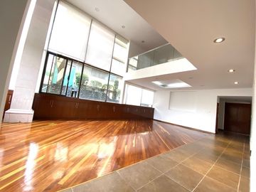 SUPER DEPARTAMENTO DE 2 PISOS CON 3 RECAMARAS EN JARDINES DE LA MONTAÑA