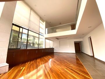 SUPER DEPARTAMENTO DE 2 PISOS CON 3 RECAMARAS EN JARDINES DE LA MONTAÑA