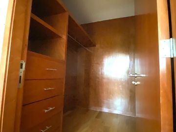 SUPER DEPARTAMENTO DE 2 PISOS CON 3 RECAMARAS EN JARDINES DE LA MONTAÑA