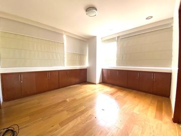 SUPER DEPARTAMENTO DE 2 PISOS CON 3 RECAMARAS EN JARDINES DE LA MONTAÑA