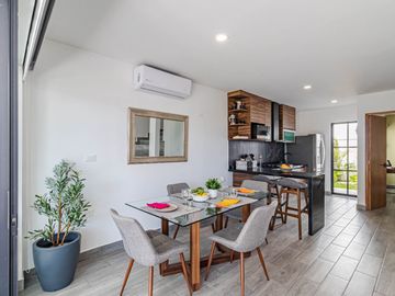 CASA CON ALBERCA, ASADOR Y JARDIN EN VENTA AL SUR DE CUERNAVACA