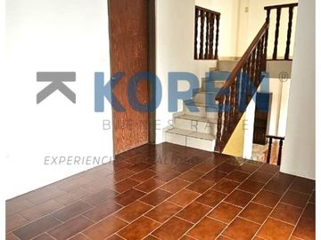 CASA EN VENTA EN LAS PLAZAS IRAPUATO