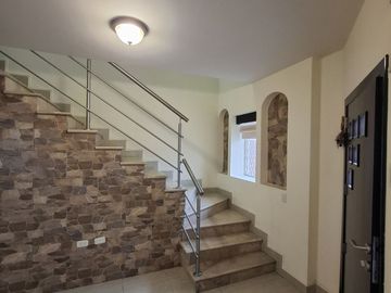 Casa en Venta con Terraza en Portoviejo Manabi