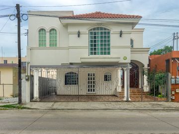 Casa en Venta, Ampliacion de La Unidad Nacional, Cd Madero. Tampico, Tamaulipas