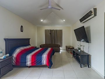 Casa en Venta, Ampliacion de La Unidad Nacional, Cd Madero. Tampico, Tamaulipas