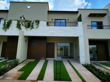 CASA SHARLENE EN CORREGIDORA