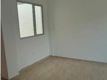 SE VENDE LINDA CASA DE ESTRENO SECTOR JATUMPUNGO, SANGOLQUI - VALLE DE LOS CHILLOS