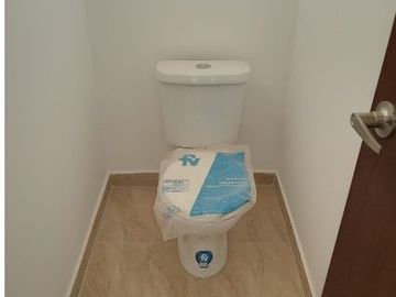 SE VENDE LINDA CASA DE ESTRENO SECTOR JATUMPUNGO, SANGOLQUI - VALLE DE LOS CHILLOS