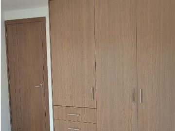 SE VENDE LINDA CASA DE ESTRENO SECTOR JATUMPUNGO, SANGOLQUI - VALLE DE LOS CHILLOS
