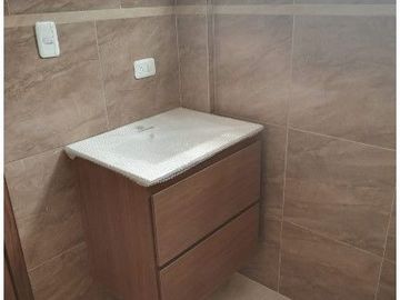 SE VENDE LINDA CASA DE ESTRENO SECTOR JATUMPUNGO, SANGOLQUI - VALLE DE LOS CHILLOS