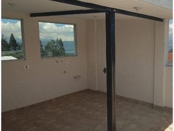SE VENDE LINDA CASA DE ESTRENO SECTOR JATUMPUNGO, SANGOLQUI - VALLE DE LOS CHILLOS