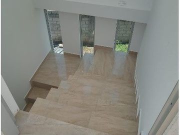 SE VENDE LINDA CASA DE ESTRENO SECTOR JATUMPUNGO, SANGOLQUI - VALLE DE LOS CHILLOS