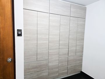😱OCASION VENDO DEPARTAMENTO  AMPLIO EN SEGUNDO  PISO😱😱