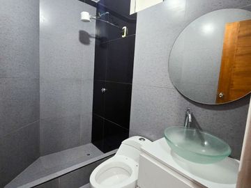 😱OCASION VENDO DEPARTAMENTO  AMPLIO EN SEGUNDO  PISO😱😱