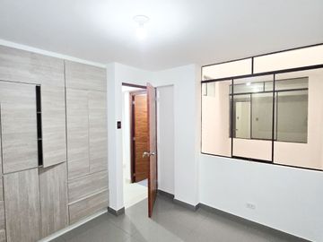 😱OCASION VENDO DEPARTAMENTO  AMPLIO EN SEGUNDO  PISO😱😱