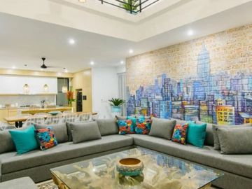 4-Bedroom Luxury Villa Walking Distance to Berawa Beach