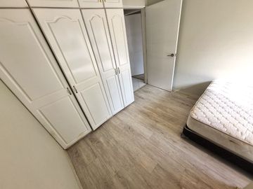 VENTA de DPTO. Flat en SURCO (Urb. Las Gardenias, límite con Chacarilla)