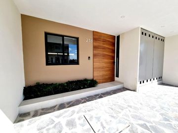 Casa Inteligente en venta en Coto de Valle Imperial Zapopan