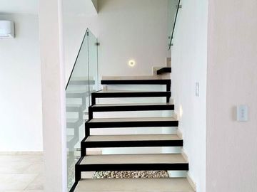 Casa Inteligente en venta en Coto de Valle Imperial Zapopan