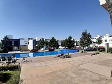 Casa Inteligente en venta en Coto de Valle Imperial Zapopan