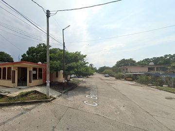 CASA EN VENTA   ** NO SE ACEPTA NINGUN TIPO DE CREDITOS **   FRACC. CENTRO ,  LA ANTIGUA, VERACRUZ.  -CAMT