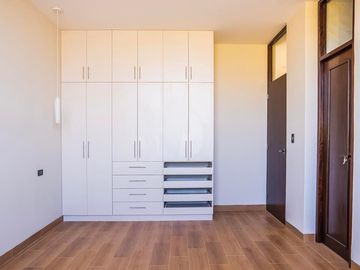 HERMOSA CASA DE ESTRENO PISCINA EN VENTA - URB. BOULEVARD PARK PLAZA - PIURA