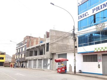 OCASION EN VENTA TERRENO COMERCIAL 304m2 TORRE BLANCA DE CARABAYLLO.