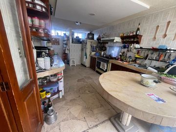 Casa de venta en Cumbayá sector la primavera Quito Ecuador de 4 dormitorios.