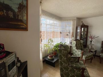 Casa de venta en Cumbayá sector la primavera Quito Ecuador de 4 dormitorios.