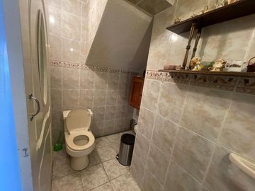 Casa de venta en Cumbayá sector la primavera Quito Ecuador de 4 dormitorios.