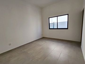 CASA DEL LAGO EN CORREGIDORA