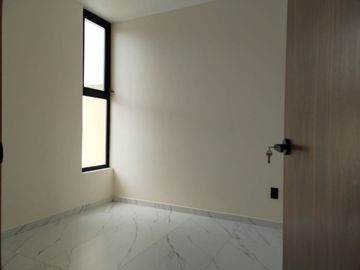 CASA EN VENTA EN PARQUES VALLARTA