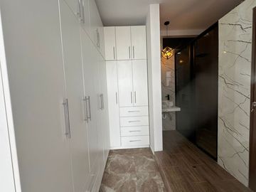 LINDA CASA DE ESTRENO EN VENTA EN URB.ALAMEDA COUNTRY CLUB CASTILLA