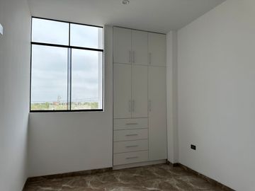LINDA CASA DE ESTRENO EN VENTA EN URB.ALAMEDA COUNTRY CLUB CASTILLA