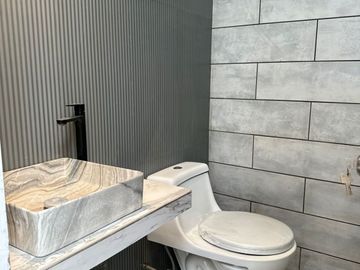 LINDA CASA DE ESTRENO EN VENTA EN URB.ALAMEDA COUNTRY CLUB CASTILLA