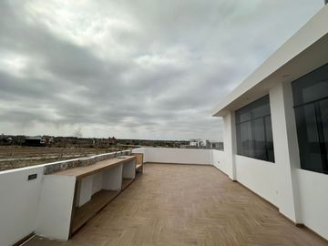 LINDA CASA DE ESTRENO EN VENTA EN URB.ALAMEDA COUNTRY CLUB CASTILLA