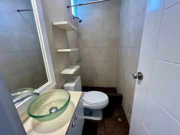 Duplex En Venta Miraflores Us$ 220,000, Calle Ramon Zavala cdra 3