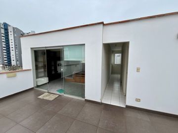 Duplex En Venta Miraflores Us$ 220,000, Calle Ramon Zavala cdra 3