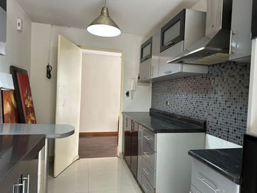 Oportunidad de venta de departamento en condominio Las Colinas del Prado, Urb Los Alamos