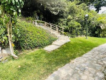 Oportunidad de venta de departamento en condominio Las Colinas del Prado, Urb Los Alamos