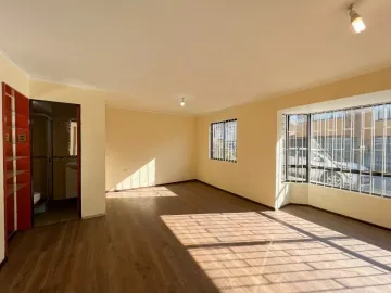 Linda Casa En Colón