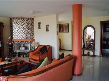 CASA DE VENTA EN SANGOLQUI