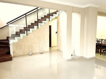 Espectacular Casa en Venta en Cancún, SM 11