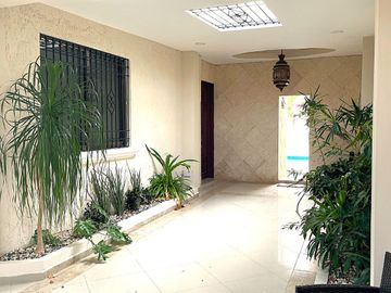 Espectacular Casa en Venta en Cancún, SM 11