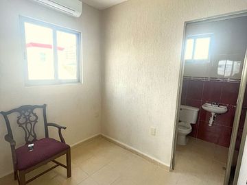 Espectacular Casa en Venta en Cancún, SM 11