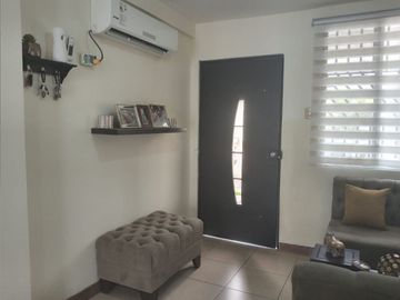 Venta de casa en Samborondon, La Gran Vittoria ( Via salitre)